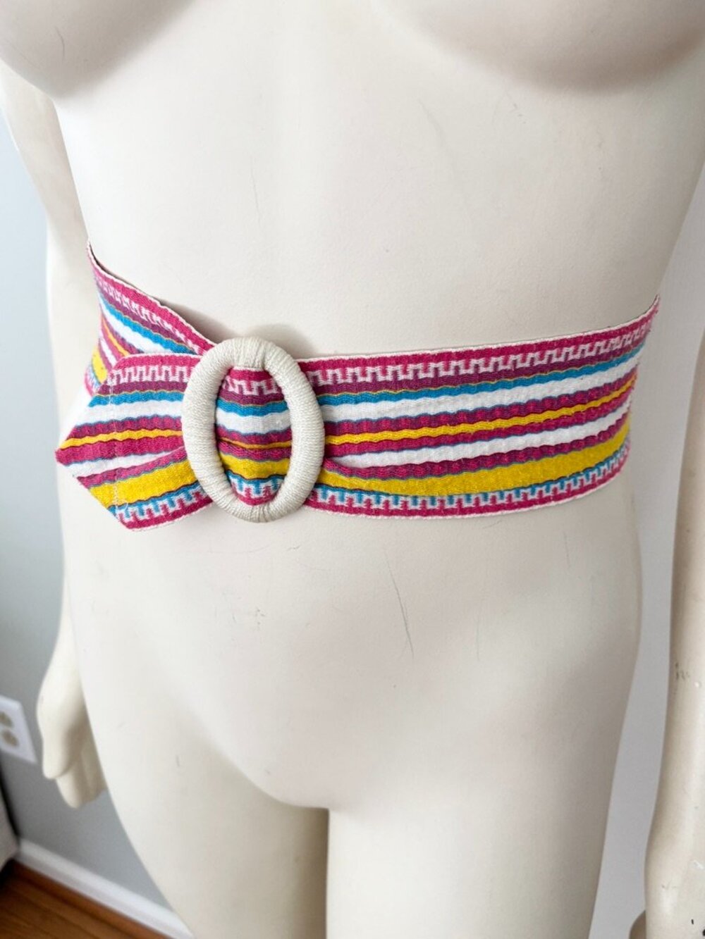 VTG CLAIRE'S Colorful Bright Stripe O Ring Wide Fabric Belt  70s 80s  SZ 4